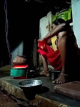 Snapshot of cute_diya_12 chatting on September 21, 2025, 4:01 pm cute diya 12 online show from September 21, 2025, 4:01 pm