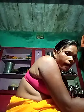 Snapshot of cute_diya_12 chatting on October 17, 2025, 2:19 pm cute diya 12 online show from October 17, 2025, 2:19 pm