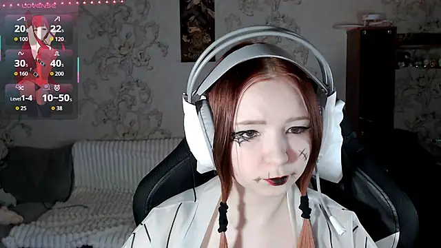 PansyBorriello online show from October 31, 2025, 4:14 pm