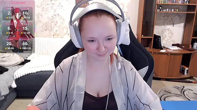 PansyBorriello online show from October 22, 2025, 5:45 pm