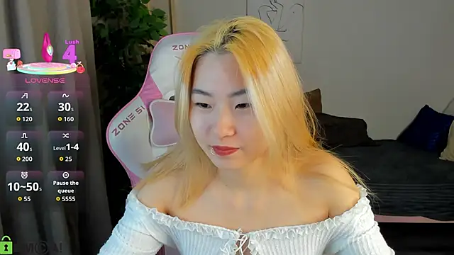 Aisi 18 online show from October 2, 2025, 7:12 am