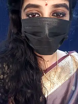 Snapshot of Meera_nila24 chatting on September 12, 2025, 7:30 am Meera nila24 online show from September 12, 2025, 7:30 am