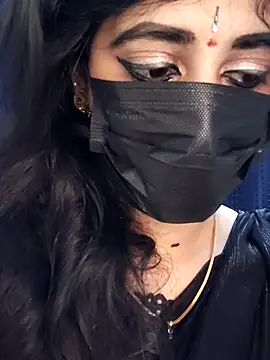 Snapshot of Meera_nila24 chatting on September 22, 2025, 7:47 am Meera nila24 online show from September 22, 2025, 7:47 am