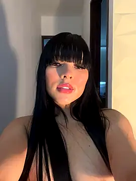 BrendaCrean online show from September 25, 2025, 1:06 pm