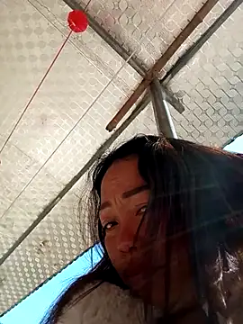 Snapshot of _Helala_ chatting on February 21, 2026, 1:40 am Helala online show from February 21, 2026, 1:40 am