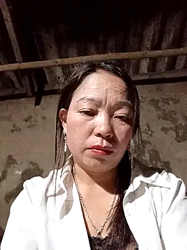 Snapshot of _Helala_ chatting on September 10, 2025, 12:48 pm Helala online show from September 10, 2025, 12:48 pm