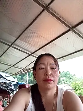 Snapshot of _Helala_ chatting on September 21, 2025, 11:43 pm Helala online show from September 21, 2025, 11:43 pm