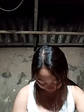 Snapshot of _Helala_ chatting on September 17, 2025, 12:40 pm Helala online show from September 17, 2025, 12:40 pm