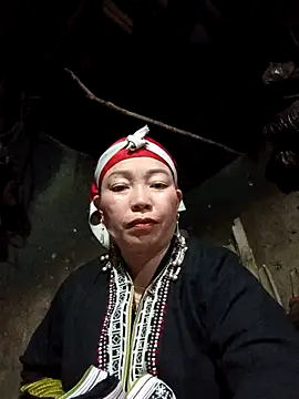 Snapshot of _Helala_ chatting on February 18, 2026, 3:52 pm Helala online show from February 18, 2026, 3:52 pm