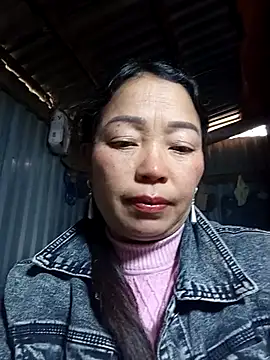 Snapshot of _Helala_ chatting on February 10, 2026, 4:44 am Helala online show from February 10, 2026, 4:44 am