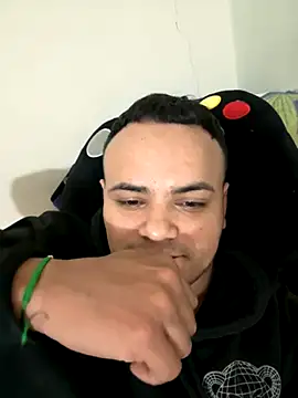 Snapshot of vergeta19 chatting on November 8, 2025, 4:05 am vergeta19 online show from November 8, 2025, 4:05 am