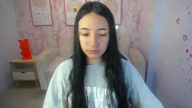 Snapshot of Kylie_ch1 chatting on September 23, 2025, 10:44 am Kylie ch1 online show from September 23, 2025, 10:44 am