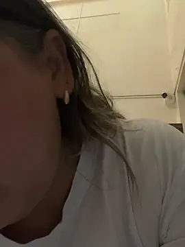 Lucy Milf 474 online show from May 28, 2026, 11:49 am