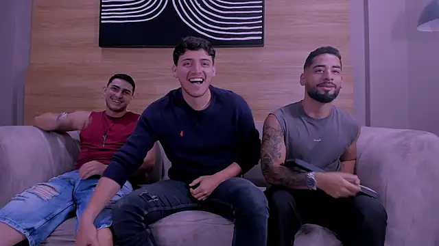 mike friends online show from December 2, 2025, 2:41 pm