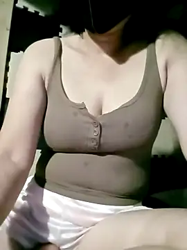 Surrilove online show from September 20, 2025, 11:59 am