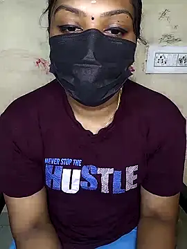 Tamil Attitude queen online show from October 3, 2025, 7:48 pm