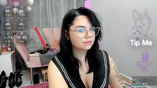 AbbyPearll online show from December 19, 2025, 8:44 pm