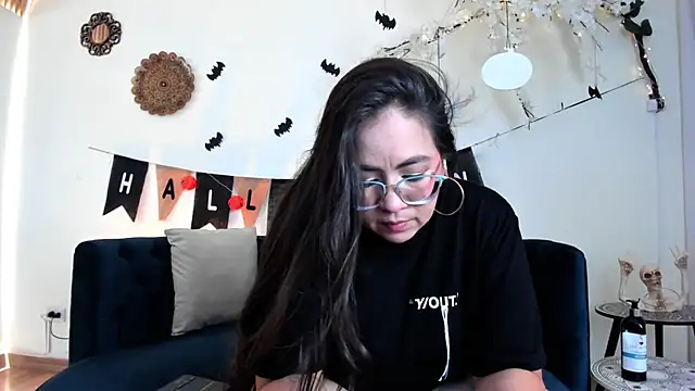 Snapshot of alissonbronw____ chatting on October 15, 2025, 8:06 pm alissonbronw     online show from October 15, 2025, 8:06 pm