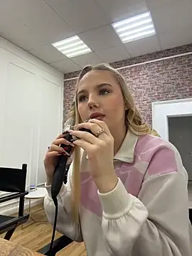 Sky Cutie online show from January 6, 2026, 4:49 am