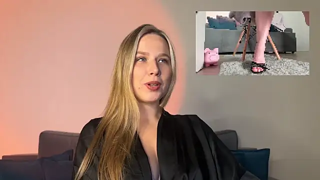 GoddessRoss online show from October 14, 2025, 5:13 pm