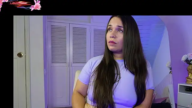 isabella cf online show from February 18, 2026, 5:38 am