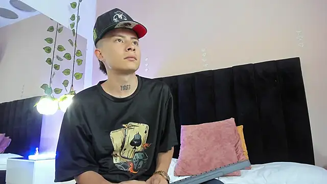 Nascary Fox online show from September 15, 2025, 7:47 pm