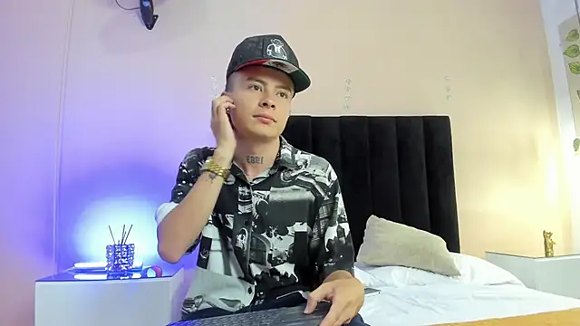 Nascary Fox online show from September 19, 2025, 8:02 pm