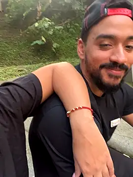 Lustunionn online show from September 19, 2025, 10:36 pm