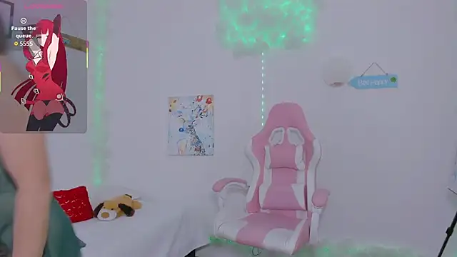 Snapshot of milfAaura chatting on September 30, 2025, 2:06 am milfAaura online show from September 30, 2025, 2:06 am