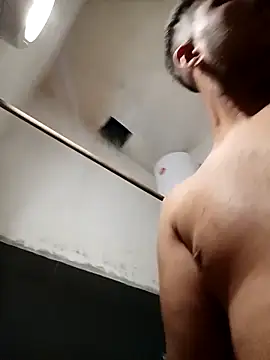 Snapshot of andersonuy25 chatting on September 16, 2025, 12:44 am andersonuy25 online show from September 16, 2025, 12:44 am