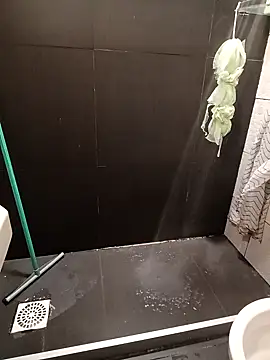 Snapshot of andersonuy25 chatting on October 29, 2025, 1:54 pm andersonuy25 online show from October 29, 2025, 1:54 pm