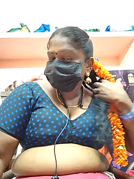 Snapshot of bakyasree143 chatting on October 9, 2025, 12:11 am bakyasree143 online show from October 9, 2025, 12:11 am