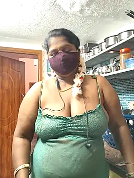 Snapshot of bakyasree143 chatting on February 1, 2026, 7:45 pm bakyasree143 online show from February 1, 2026, 7:45 pm