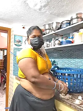 Snapshot of bakyasree143 chatting on October 11, 2025, 12:55 am bakyasree143 online show from October 11, 2025, 12:55 am