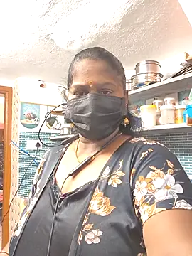 Snapshot of bakyasree143 chatting on September 17, 2025, 5:42 am bakyasree143 online show from September 17, 2025, 5:42 am