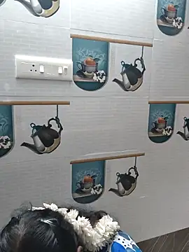 Snapshot of bakyasree143 chatting on October 21, 2025, 12:37 pm bakyasree143 online show from October 21, 2025, 12:37 pm