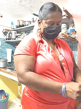 Snapshot of bakyasree143 chatting on October 7, 2025, 2:45 am bakyasree143 online show from October 7, 2025, 2:45 am