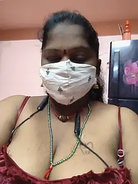 bakyasree143 online show from May 18, 2026, 9:08 pm