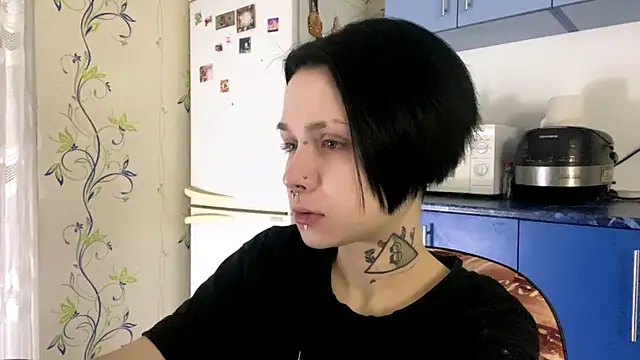 CandaceBlaze online show from October 28, 2025, 8:19 pm