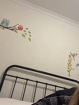 Snapshot of imyourgoodgirl69 chatting on September 22, 2025, 12:44 pm imyourgoodgirl69 online show from September 22, 2025, 12:44 pm