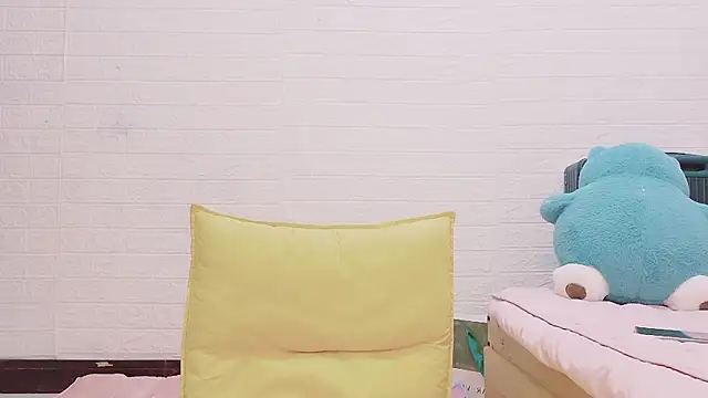 Snapshot of marina-cutegirll chatting on October 20, 2025, 11:33 am marina-cutegirll online show from October 20, 2025, 11:33 am