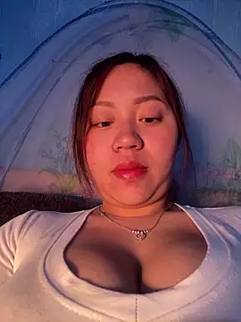 maianhcute online show from February 6, 2026, 11:56 pm