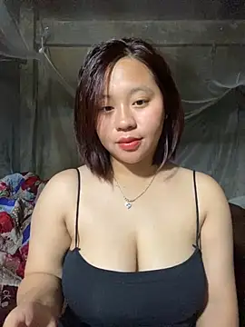 Snapshot of maianhcute chatting on October 31, 2025, 7:49 am maianhcute online show from October 31, 2025, 7:49 am