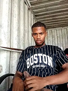 Snapshot of Basslanie chatting on December 4, 2025, 4:55 am Basslanie online show from December 4, 2025, 4:55 am