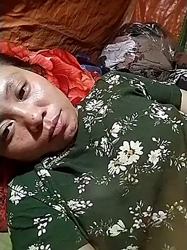 Snapshot of venu00 chatting on September 17, 2025, 4:20 pm venu00 online show from September 17, 2025, 4:20 pm