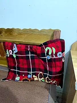 Snapshot of Minky69 chatting on October 15, 2025, 7:16 am Minky69 online show from October 15, 2025, 7:16 am