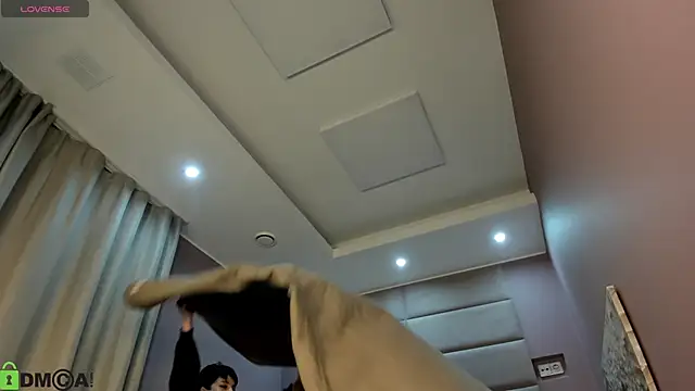 Snapshot of Adeline_Perle chatting on October 15, 2025, 1:04 am Adeline Perle online show from October 15, 2025, 1:04 am