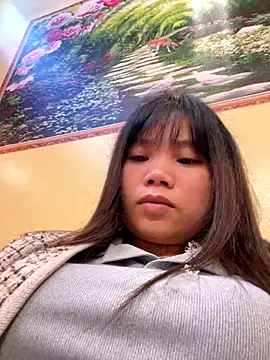 Snapshot of Ngoc-bbi chatting on September 29, 2025, 8:10 am Ngoc-bbi online show from September 29, 2025, 8:10 am