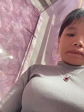 Ngoc-bbi online show from June 9, 2026, 4:35 am