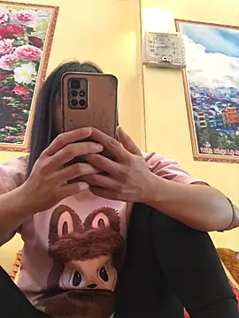 Snapshot of Ngoc-bbi chatting on September 9, 2025, 7:40 am Ngoc-bbi online show from September 9, 2025, 7:40 am